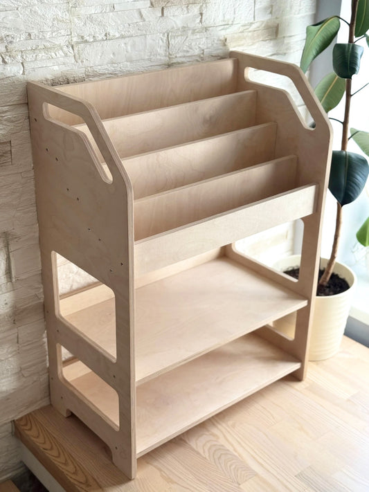Montessori-bokhylla i björkfaner